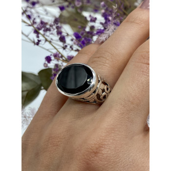 Sky Jewelry Серебряное кольцо с черным нефритом  Изысканность