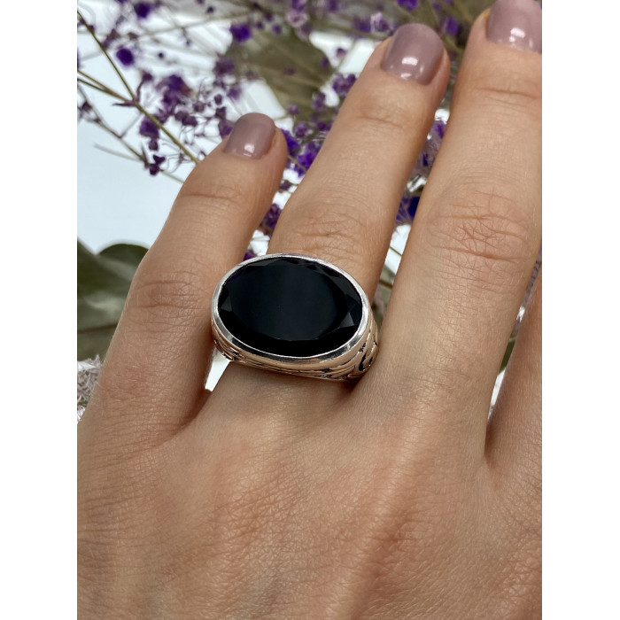 Sky Jewelry Серебряное кольцо с черным нефритом  Изысканность