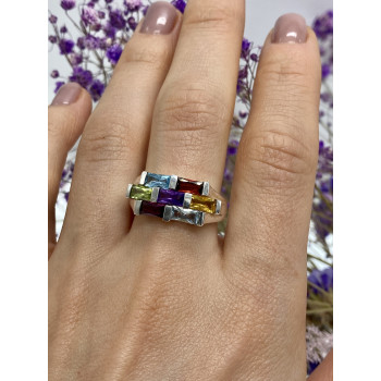 Sky Jewelry Серебряное кольцо с натуральными камнями  Невесомость