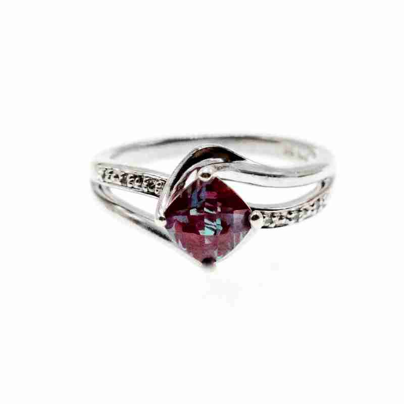 Sky Jewelry Серебряное кольцо с александритом  Блеск