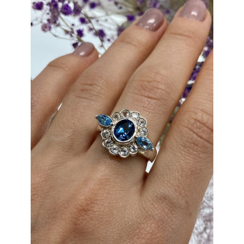 Sky Jewelry Серебряное кольцо с камнями аквамарин и гошенит