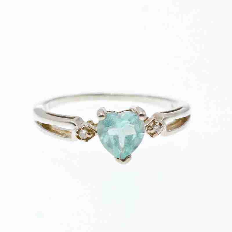 Sky Jewelry Серебряное кольцо с камнями голубой и белый топаз   Сердце