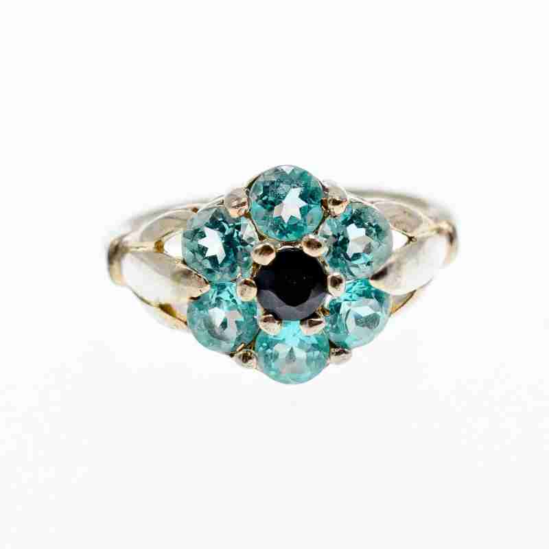 Sky Jewelry Серебряное кольцо с топазом и ониксом  Романтика