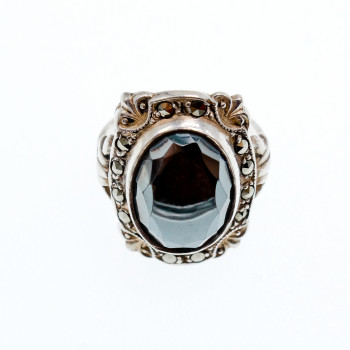 Sky Jewelry Серебряное кольцо с камнями гематит и марказит  Винтаж