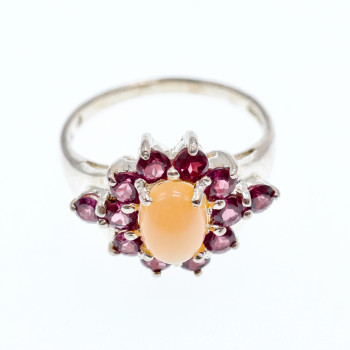Sky Jewelry Серебряное кольцо с агатом и розовой шпинелью  Цветы