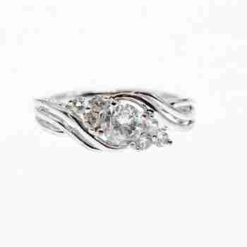 Sky Jewelry Серебряное кольцо с белым топазом  Нежность