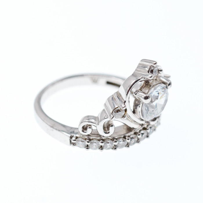 Sky Jewelry Серебряное кольцо с фианитами  Сердце королевы