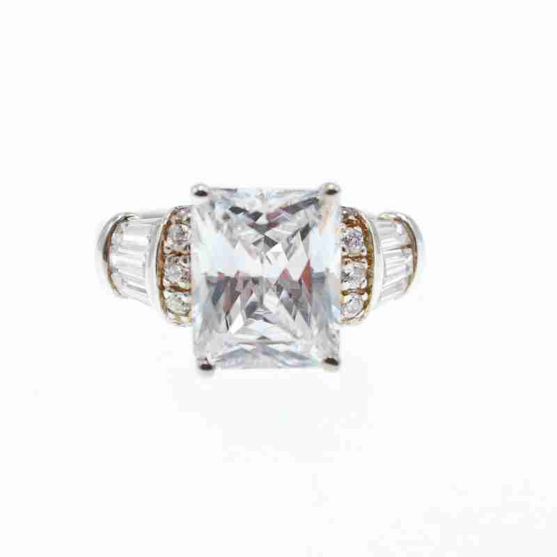 Sky Jewelry Серебряное кольцо с фианитами
