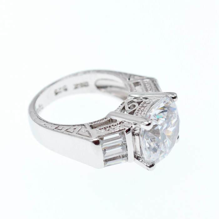 Sky Jewelry Серебряное кольцо с фианитами  Мечта