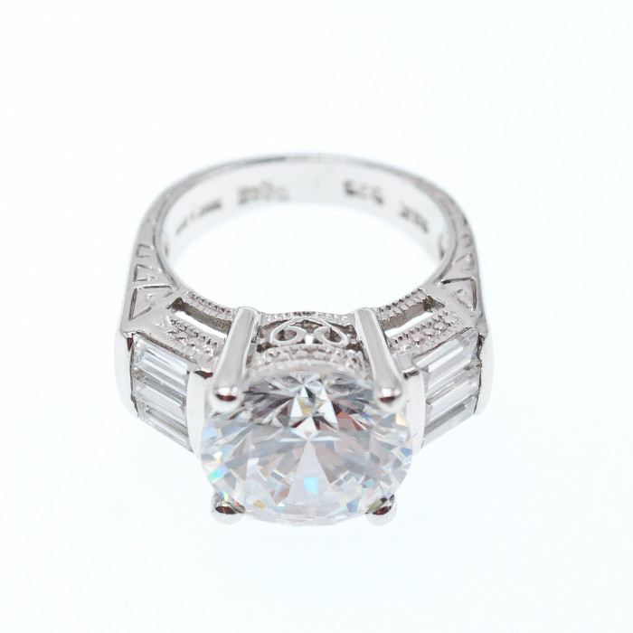 Sky Jewelry Серебряное кольцо с фианитами  Мечта