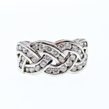 Sky Jewelry Серебряное кольцо с фианитами