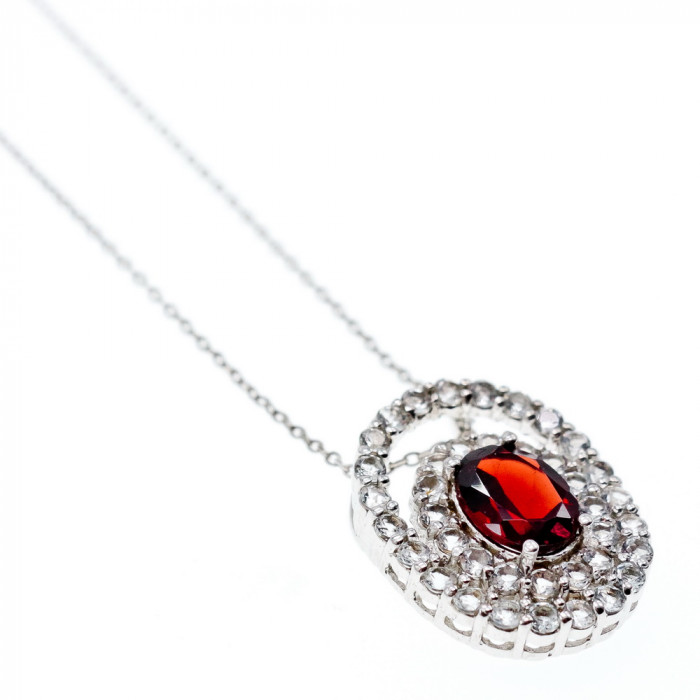 Sky Jewelry Серебряная цепочка с кулоном с камнями гранат и гошенит