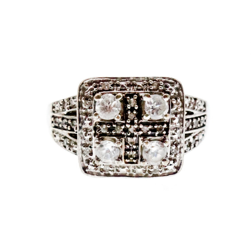 Sky Jewelry Серебряное кольцо с белой шпинелью