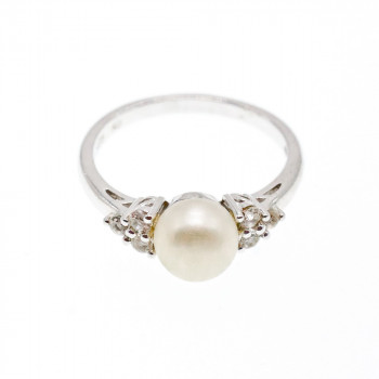 Sky Jewelry Серебряное кольцо с жемчугом и фианитом