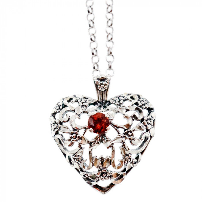 Sky Jewelry Серебряная цепочка с кулоном гранат   Гранатовое сердце