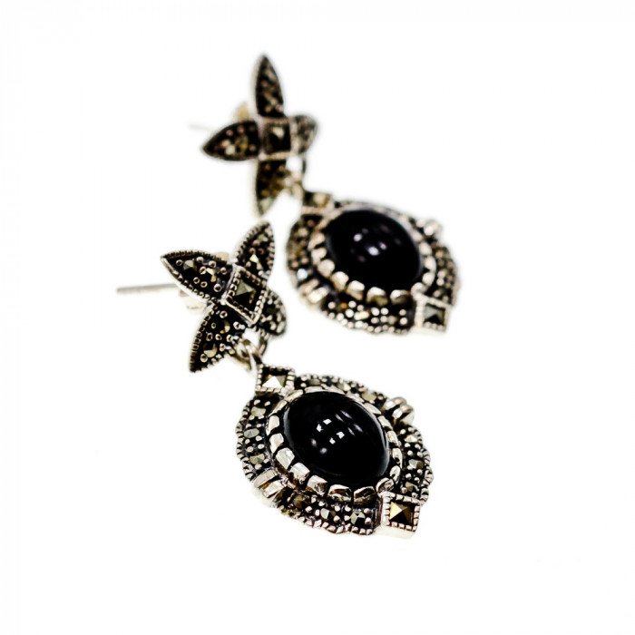 Sky Jewelry Серебряные серьги с марказитом и ониксом
