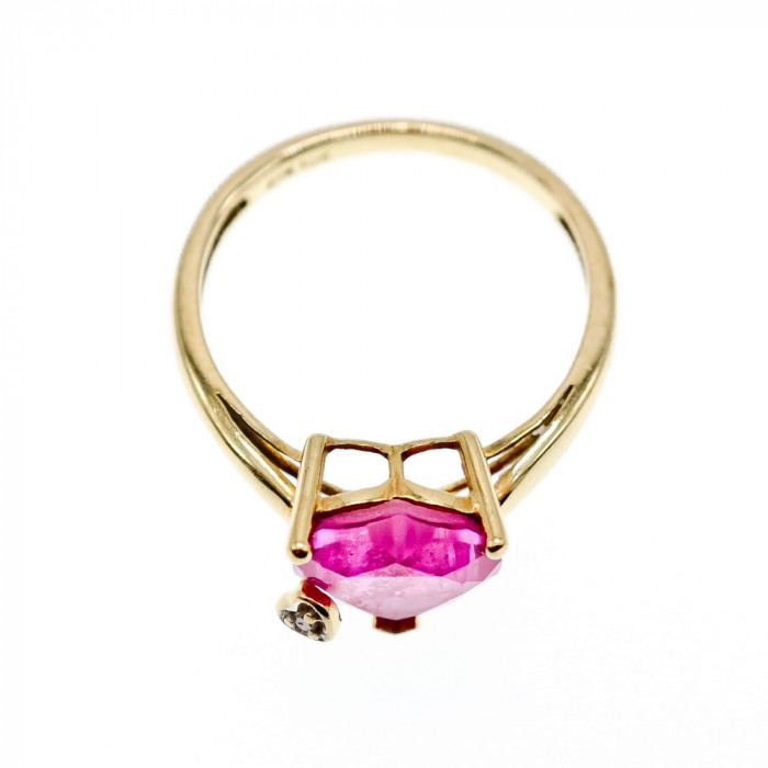 Sky Jewelry Золотое кольцо с розовым топазом и бриллиантом  Сердце