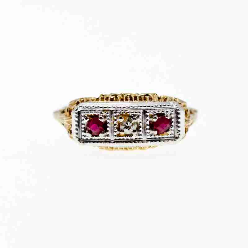 Sky Jewelry Золотое кольцо с рубинами и бриллиантом