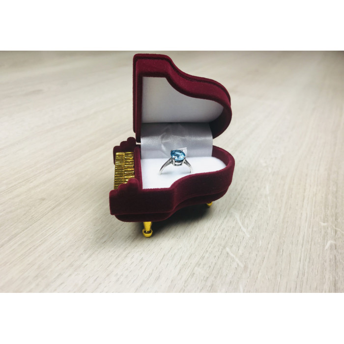 Sky Jewelry Серебряное кольцо с небесно-голубым топазом