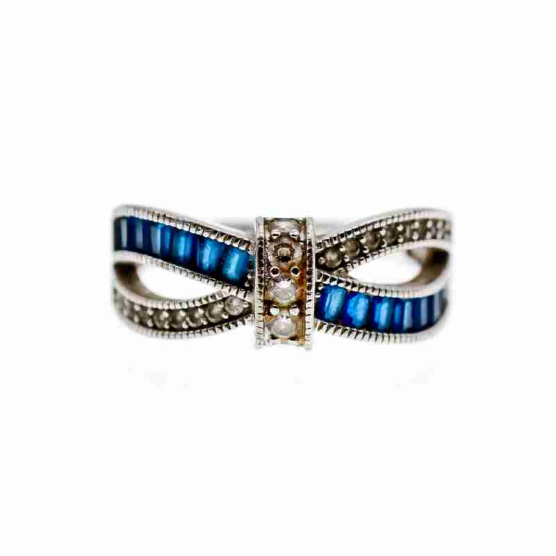 Sky Jewelry Серебряное кольцо с белой и синей шпинелью