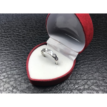 Sky Jewelry Серебряное кольцо с перламутровыми вставками