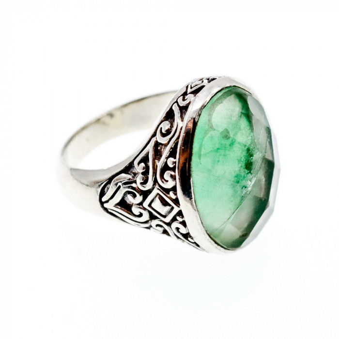 Sky Jewelry Винтажное серебряное кольцо с камнем демантоид