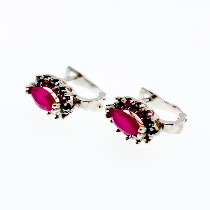 Sky Jewelry Серебряные серьги с рубином и марказитами  Романтика