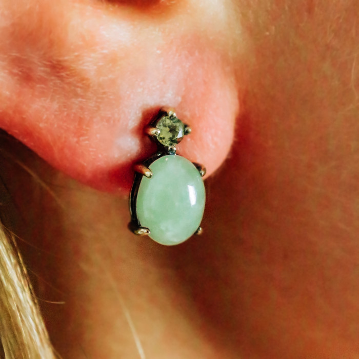 Sky Jewelry Серебряные серьги с нефритом и хризолитом