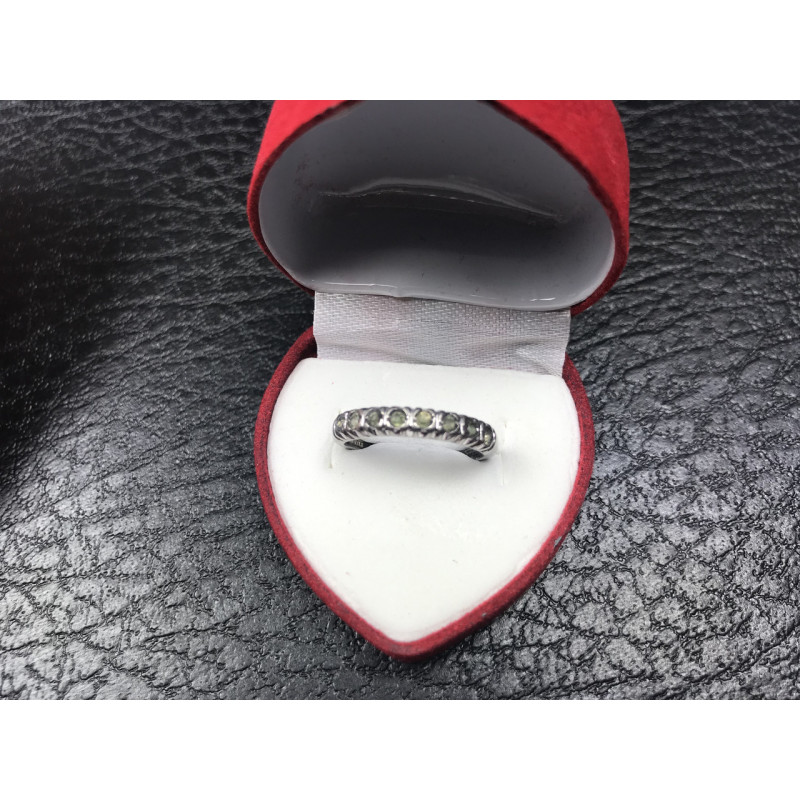 Sky Jewelry Серебряное кольцо с зелеными фианитами