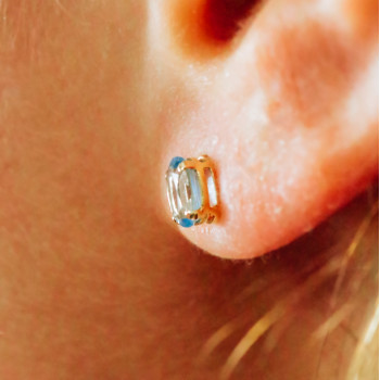 Sky Jewelry Золотые серьги гвоздики с топазом