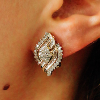 Sky Jewelry Серебряные серьги клипсы с белым топазом