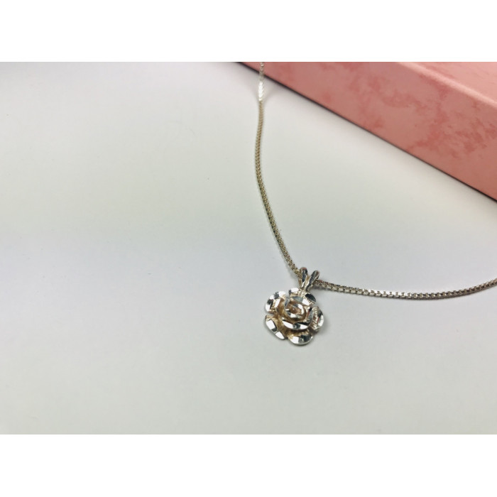 Sky Jewelry Серебряная цепочка с кулоном -цветок