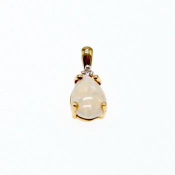 Sky Jewelry Золотой кулон с опалом и бриллиантом