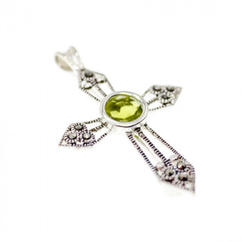 Sky Jewelry Серебряный крестик с хризолитом и марказитом