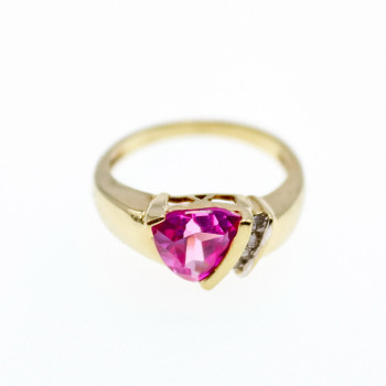 Sky Jewelry Золотое кольцо с розовым сапфиром и бриллиантами