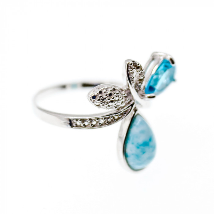 Sky Jewelry Серебряное кольцо с камнями ларимар топаз и белый сапфир