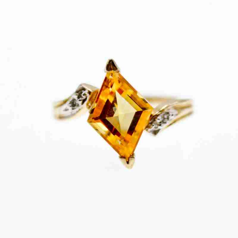 Sky Jewelry Золотое кольцо с гелиодором и бриллиантами