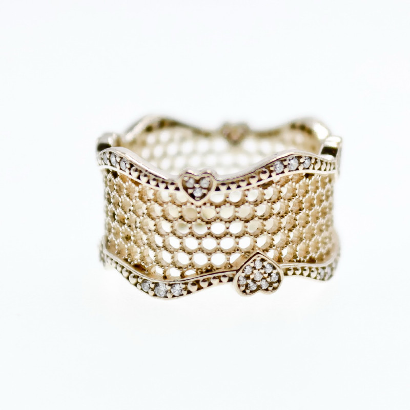 Sky Jewelry Серебряное кольцо с камнями гошенит  Сердца