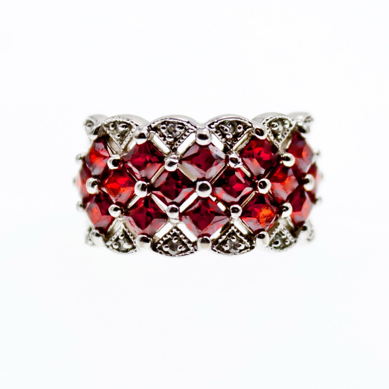 Sky Jewelry Серебряное кольцо с камнями шпинель и берилл