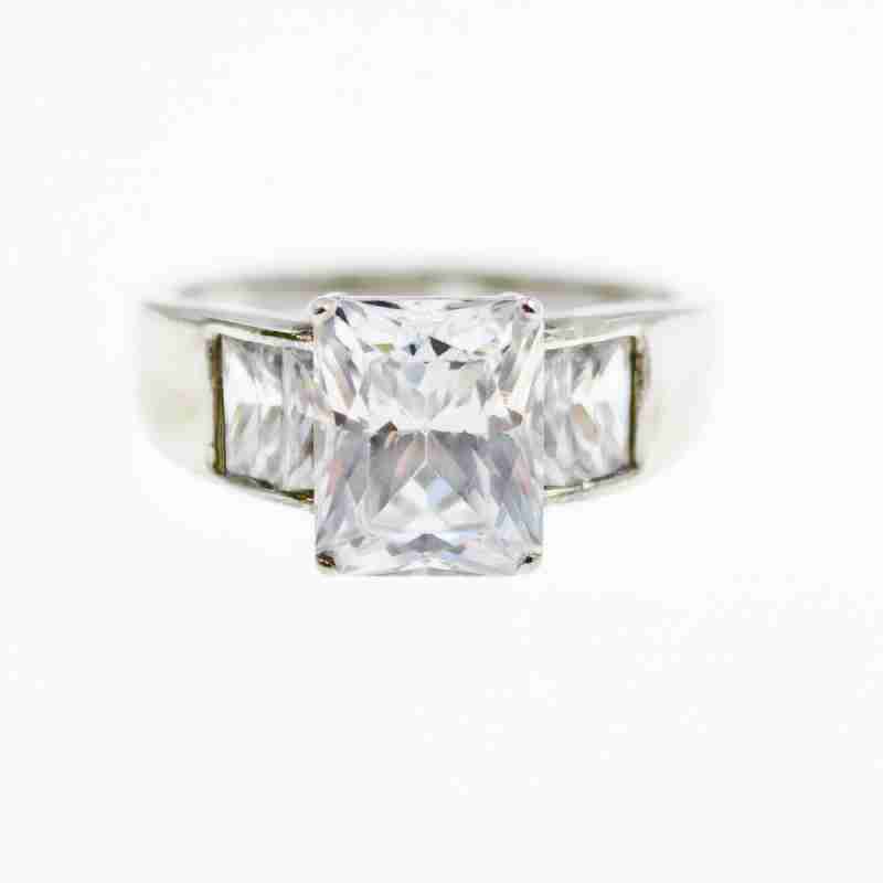 Sky Jewelry Серебряное кольцо с фианитами