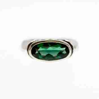 Sky Jewelry Винтажное серебряное кольцо с камнем демантоид