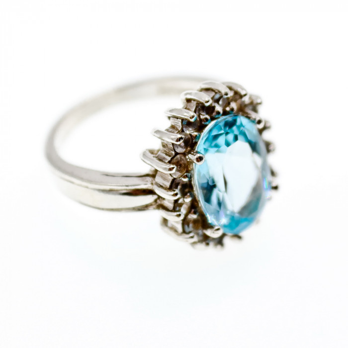 Sky Jewelry Серебряное кольцо с топазом и камнями берилл