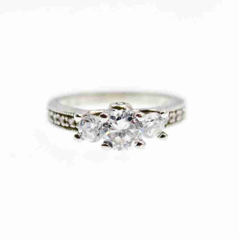 Sky Jewelry Серебряное кольцо с фианитами  Идеал
