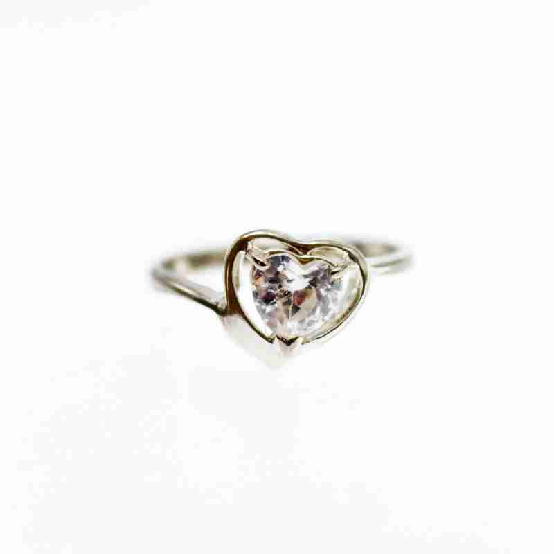 Sky Jewelry Серебряное кольцо с белым топазом  Сердце
