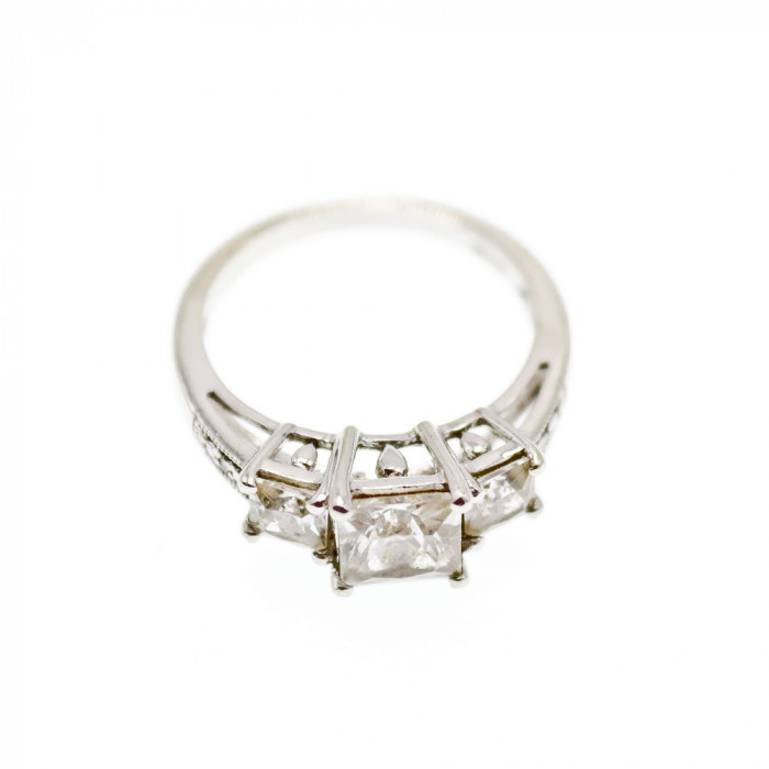 Sky Jewelry Серебряное кольцо с камнями гошенит  Принцесса