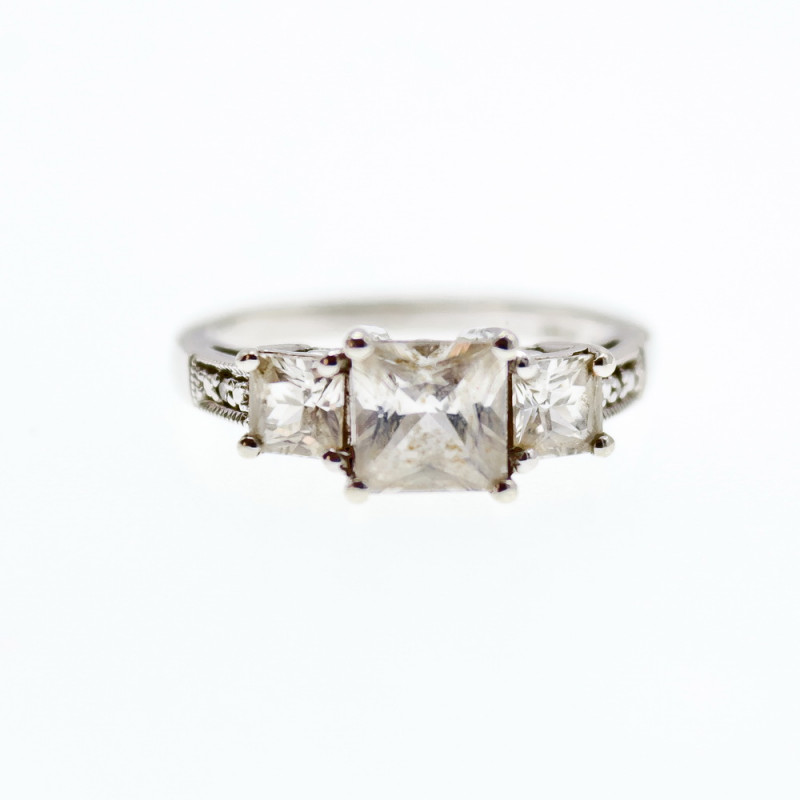 Sky Jewelry Серебряное кольцо с камнями гошенит  Принцесса