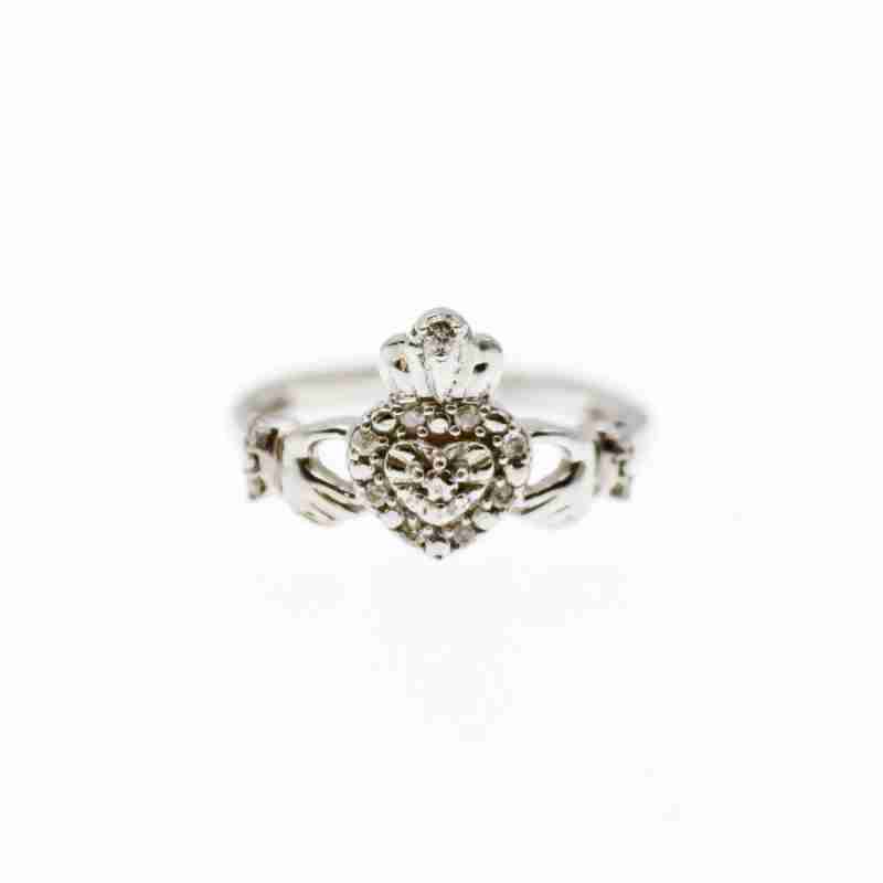 Sky Jewelry Серебряное кольцо с бриллиантами  Сердце