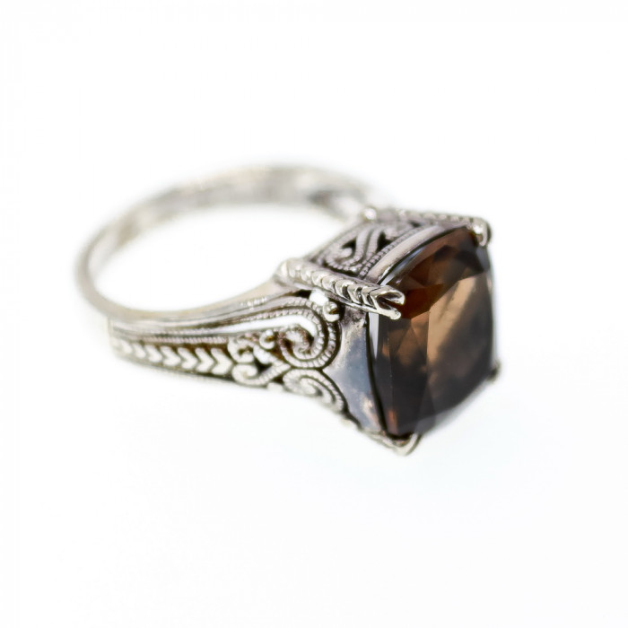 Sky Jewelry Серебряное кольцо с камнем гессонит  Шарм