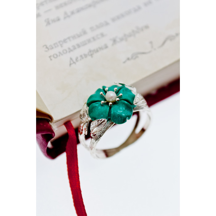 Sky Jewelry Серебряное кольцо с эмалью и жемчугом  Цветы