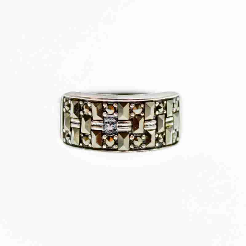 Sky Jewelry Серебряное кольцо с марказитами  Винтаж